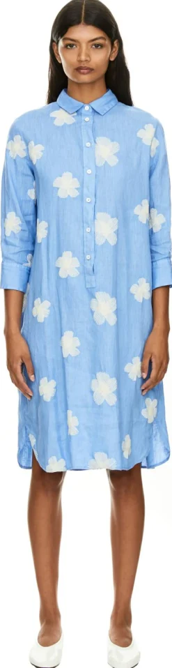 Besticktes Hemdkleid aus Leinen Hellblau