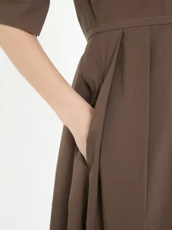 Blusenkleid mit Faltenrock Braun