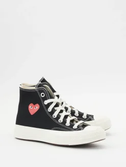 Chucks 'Small Red Heart' Schwarz