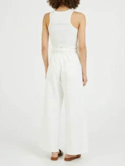 Culotte-Jeans mit Gürtel