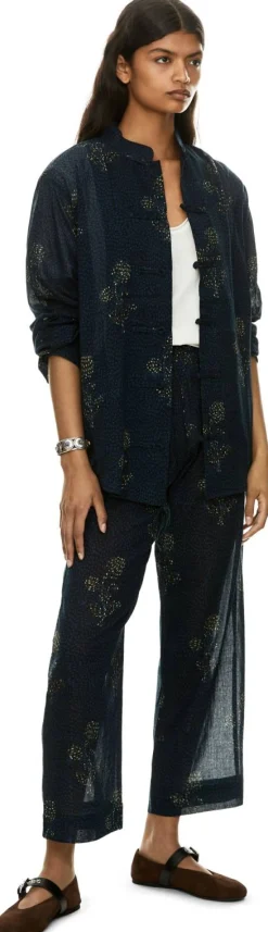 Florale Stoffhose 'Nila' Marineblau