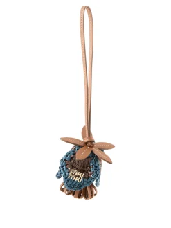 Gehäkelter Blumenanhänger Braun