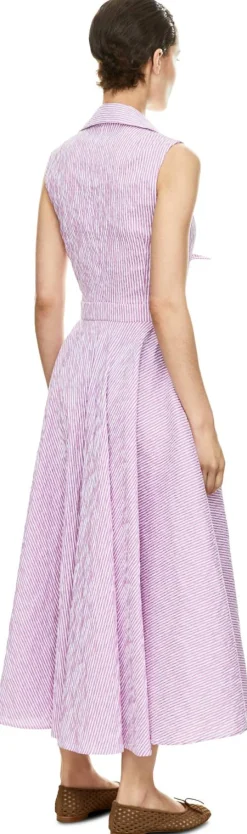 Gestreiftes Midikleid mit Seersucker-Optik Pink