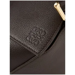 Handtasche 'Puzzle Edge Small' Dark Brownie