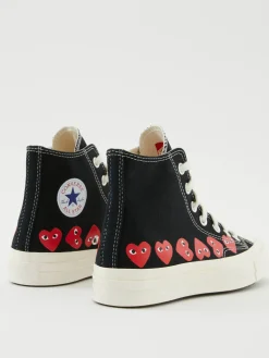 High Top Chucks 'Play Converse Heart' Schwarz