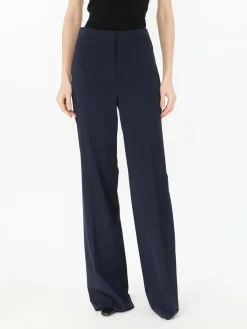 Hose in Marineblau