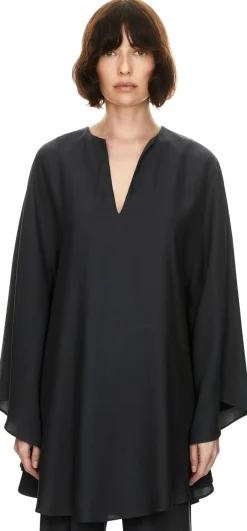 Kiton Seidenbluse mit Volantärmel Grau