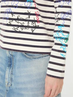Langarmshirt 'End Of The Year' mit Schriftzug-Print Crème/Marineblau