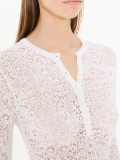 Langarmshirt 'Ithaca' mit Lochmuster Crème