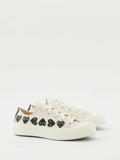 Low Top Chucks 'Play Converse Heart' Crème