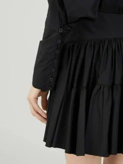 Minikleid mit ausgestelltem Rock Schwarz