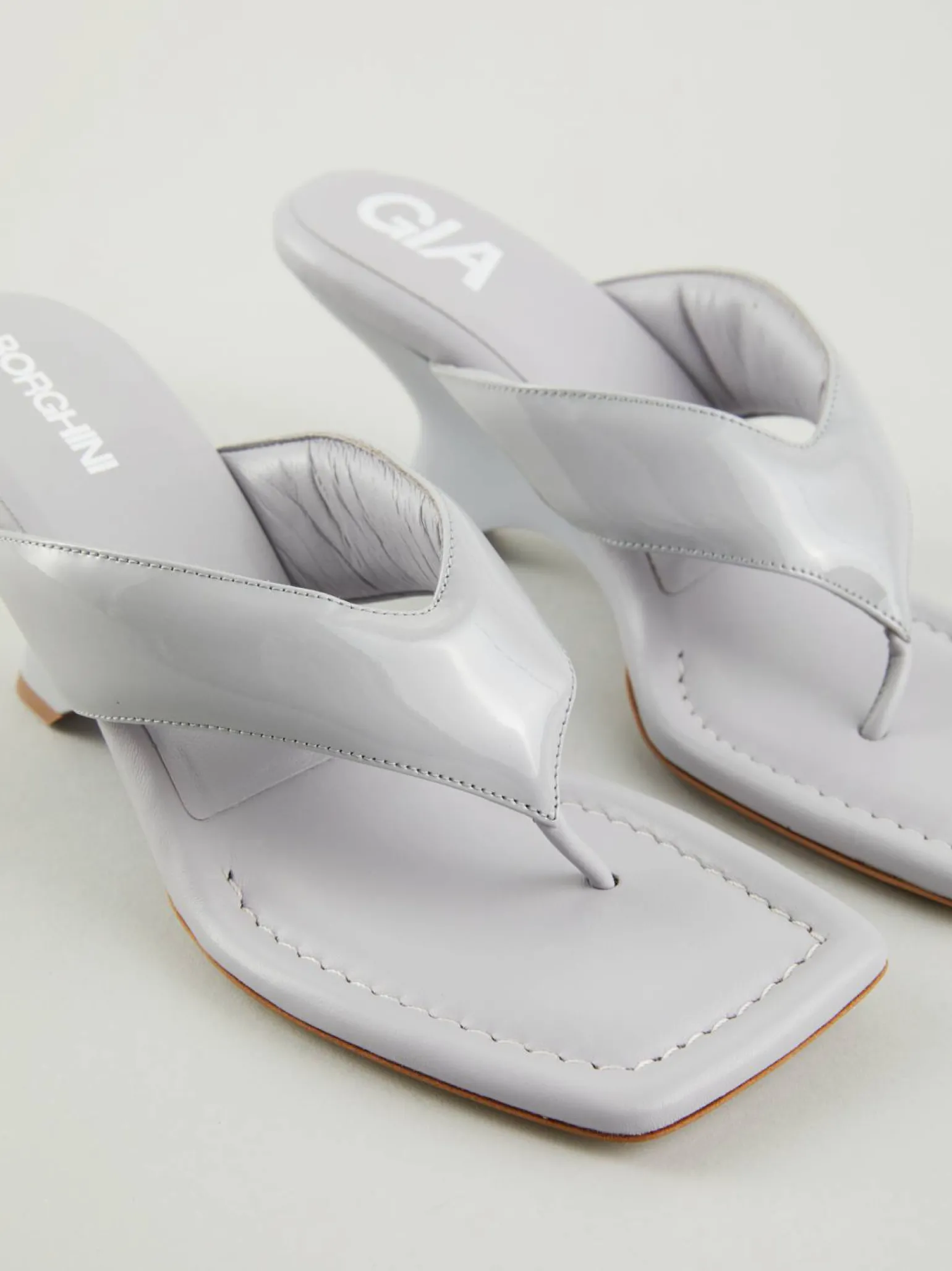 Mules 'Gia 06' Grau