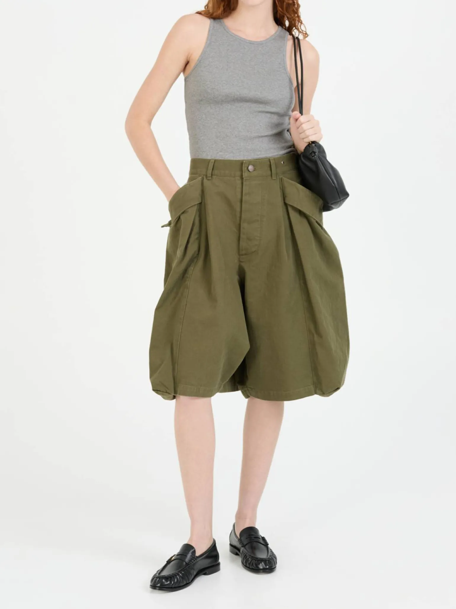 Multipockets Shorts Grün