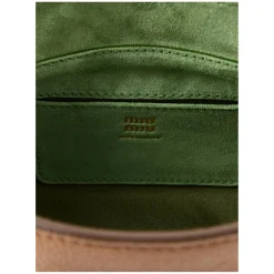 Pouch mit Logo Schriftzug aus Leder Braun