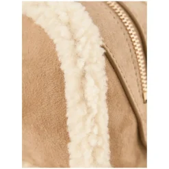 Schultertasche 'Le Teckel Medium' aus Merino Shearling Camel