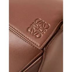Schultertasche Paula's Ibiza ‘Puzzle Featherlight Medium’ Pecan