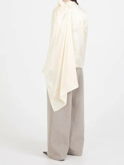 Seidenbluse mit Cape-Effekt Crème