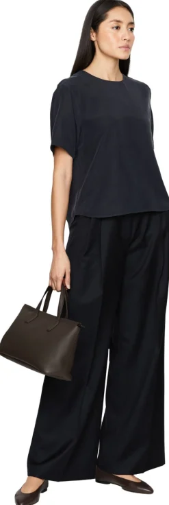 Seidenshirt 'Narcissa' Navy