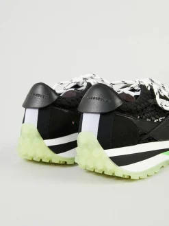 Sneaker mit Mesh-Einsatz Schwarz/Multi