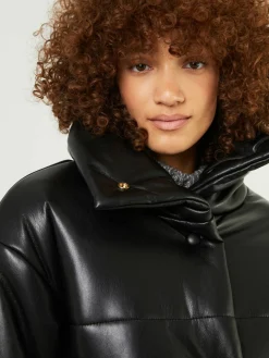 Steppjacke 'Hide' Schwarz