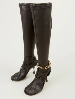 Absatzstiefel mit Kettendetail 'Dot Boots' Fondant